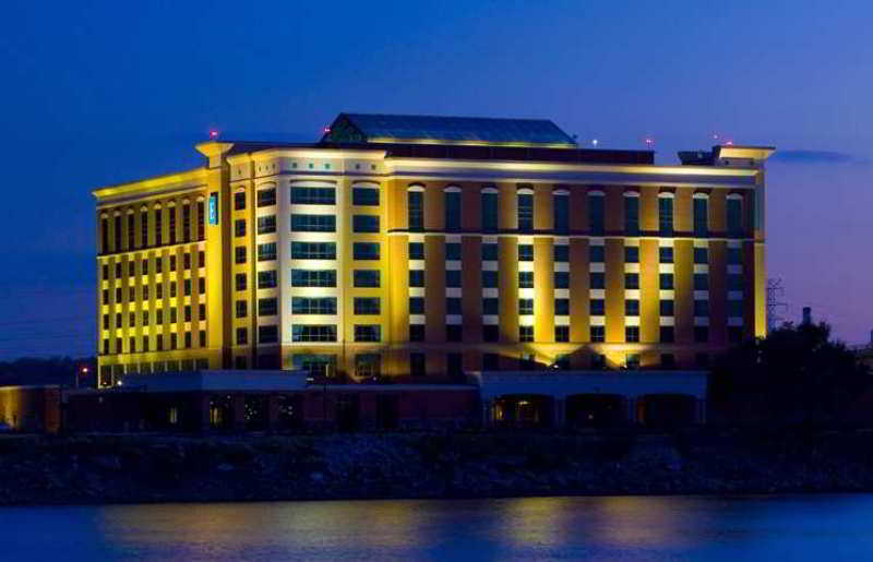 Embassy Suites East Peoria Hotel And Riverfront Conference Center Exterior photo